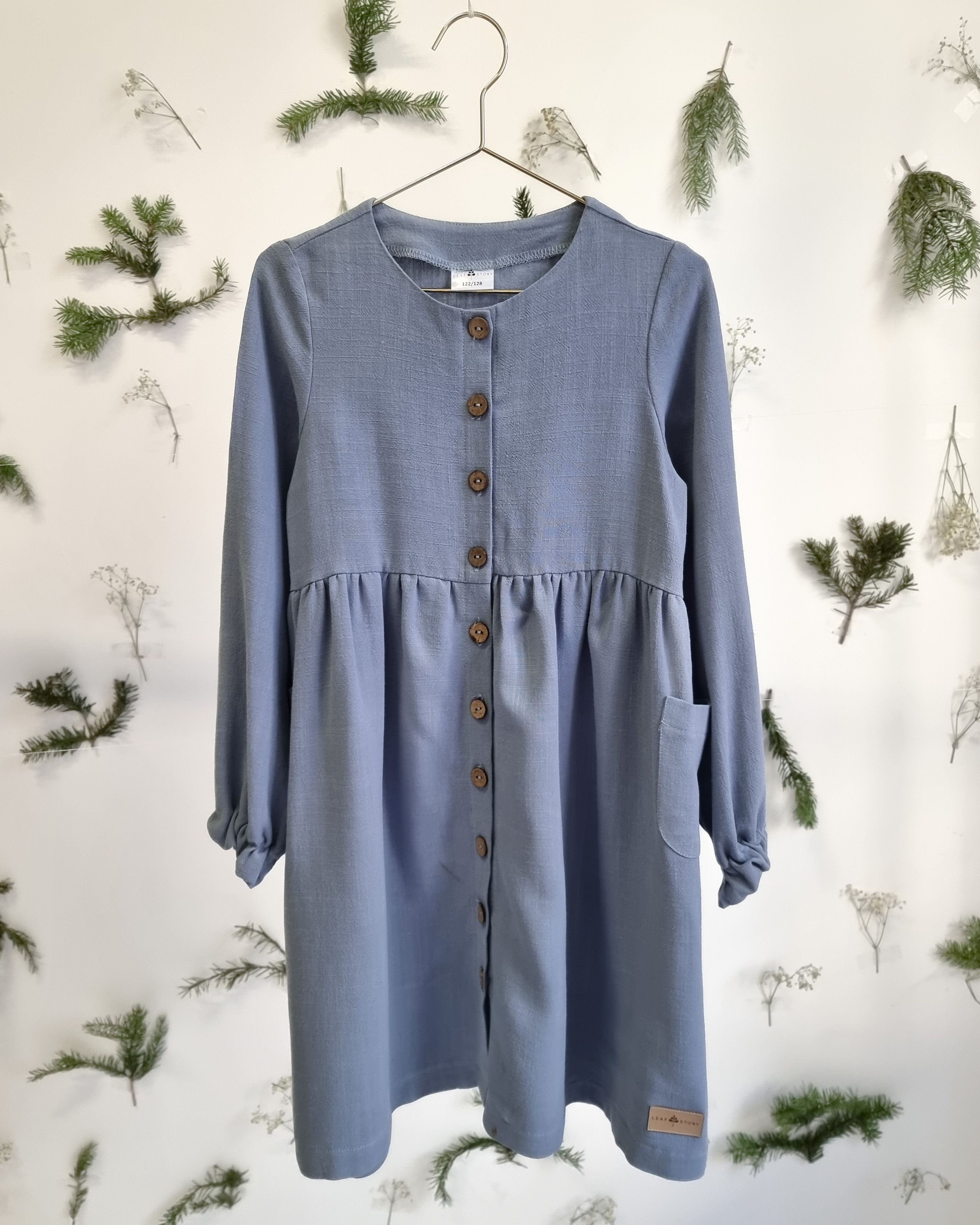 Sukienka zapinana na guziki lniano-wiskozowa - niebieski gołębi