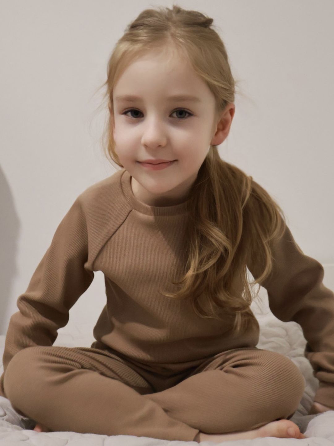 Bluza prążkowana typu longsleeve kawa