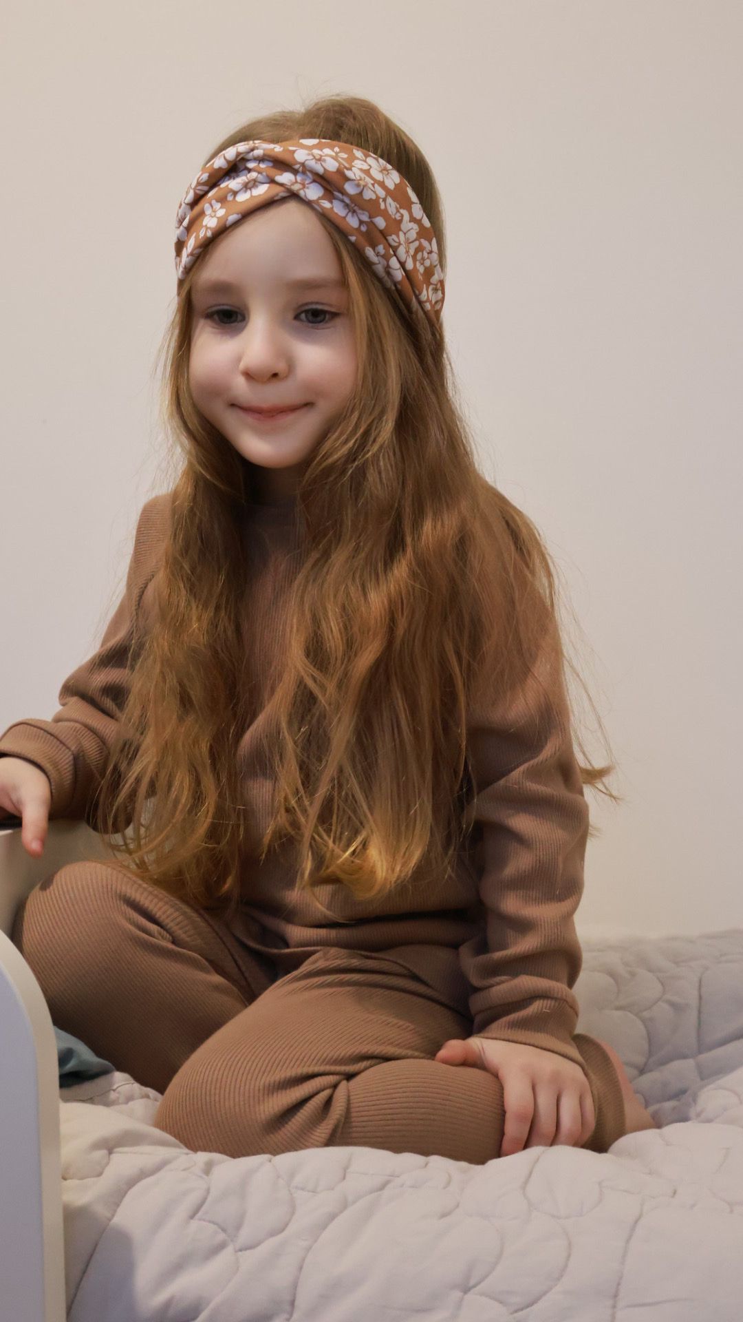 Bluza prążkowana typu longsleeve kawa