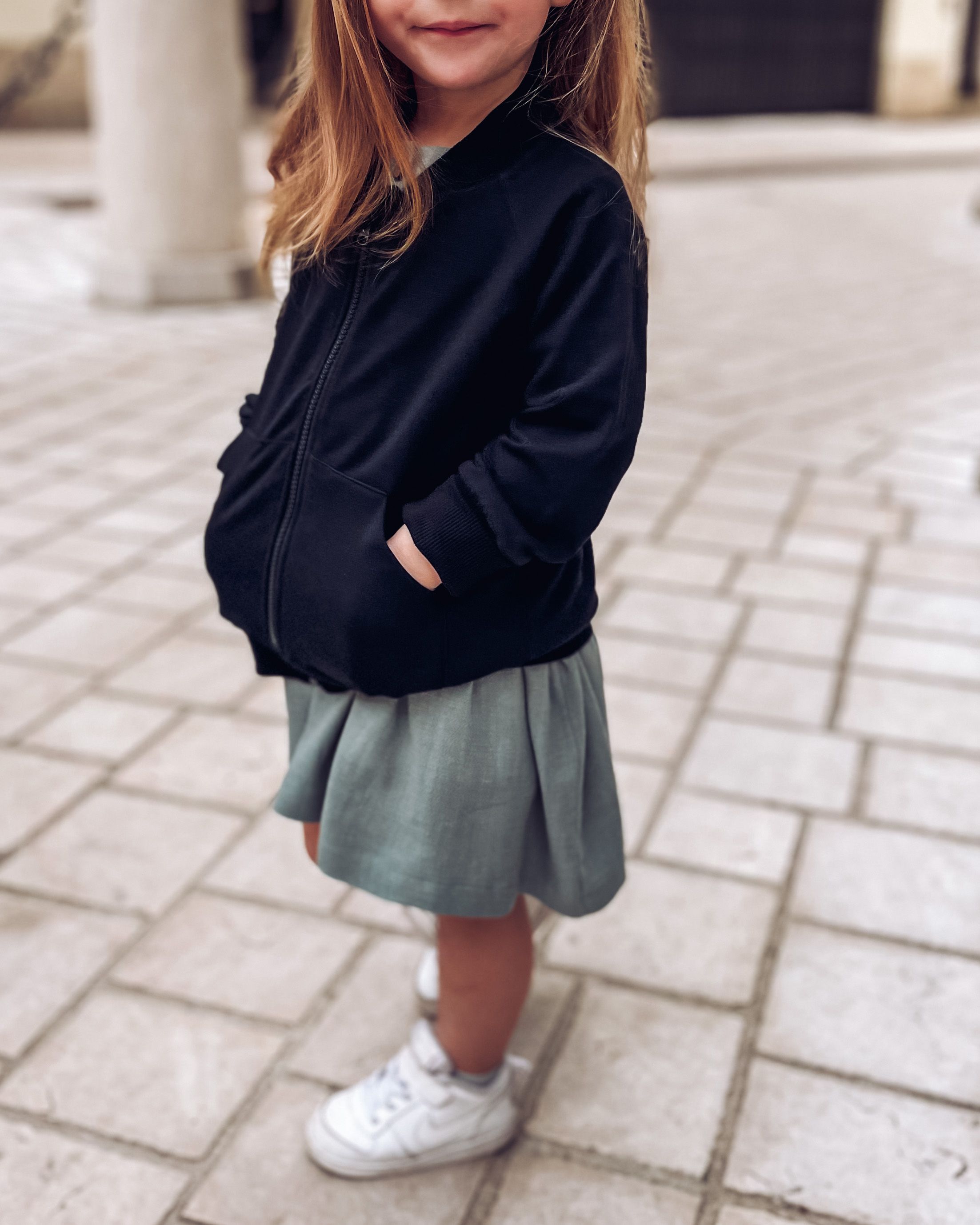 BLUZA BOMBERKA LEAF YOUR LIFE - CZARNA - 98/104