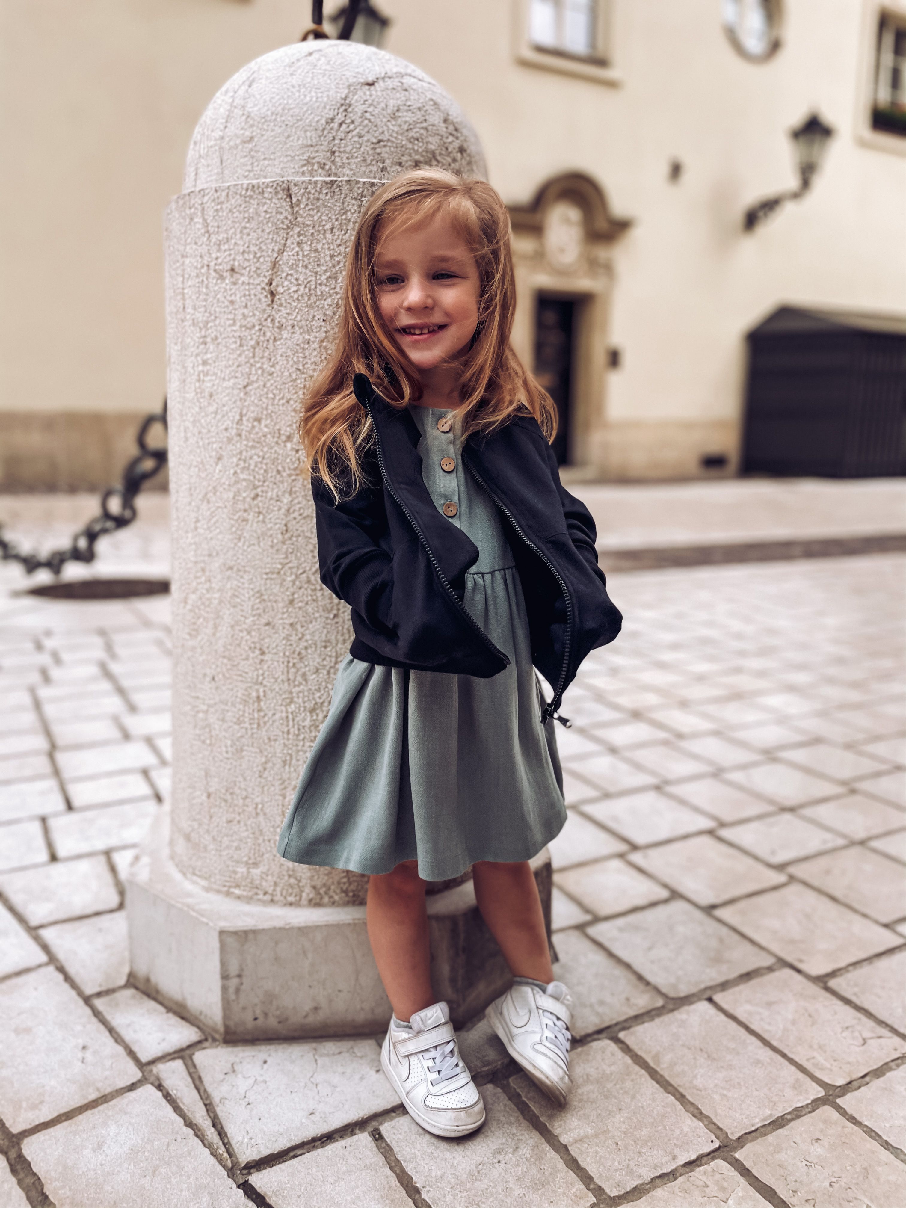 BLUZA BOMBERKA LEAF YOUR LIFE - CZARNA - 98/104