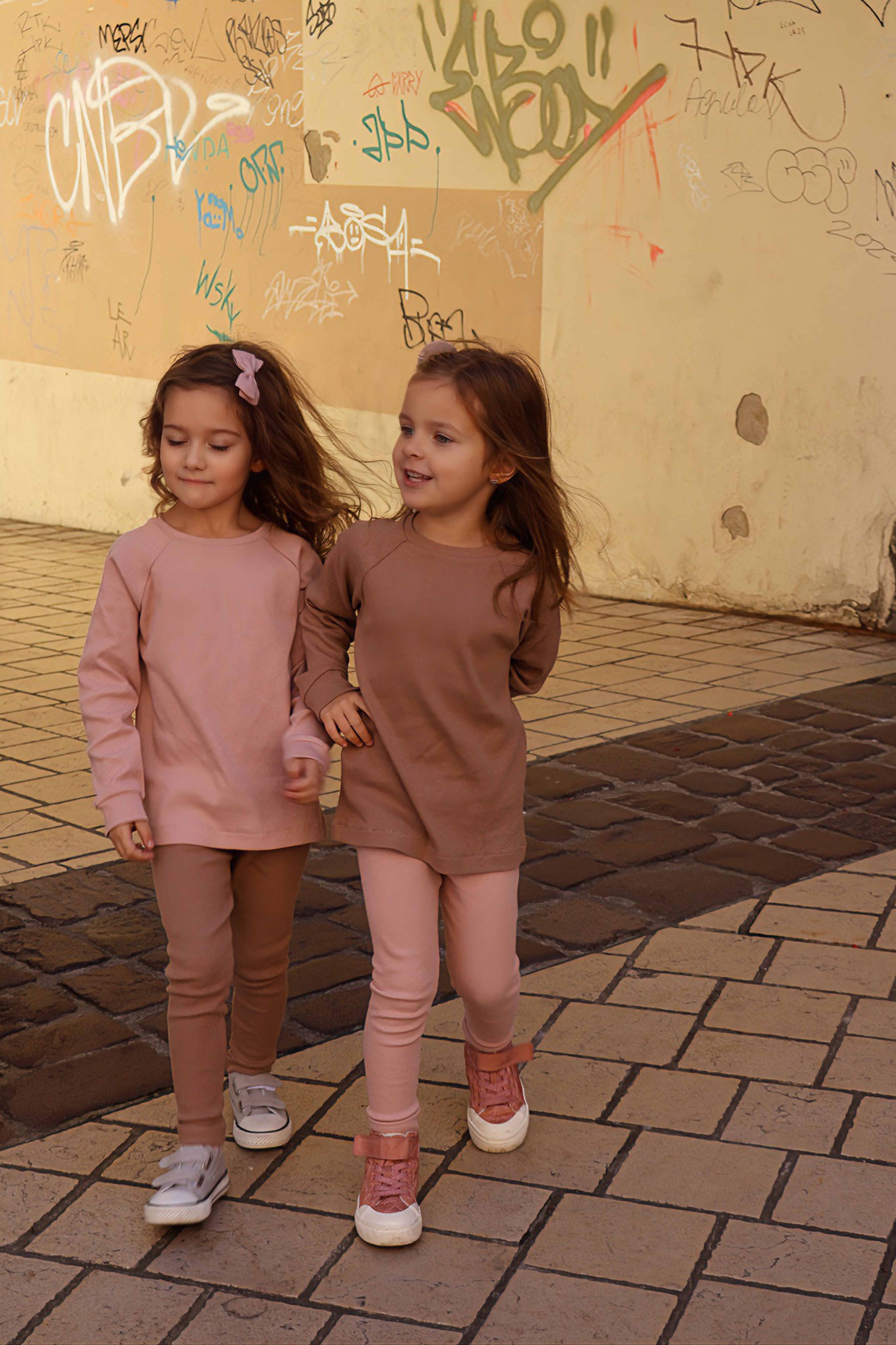 Bluza prążkowana typu longsleeve - BRUDNY RÓŻ - 86/92