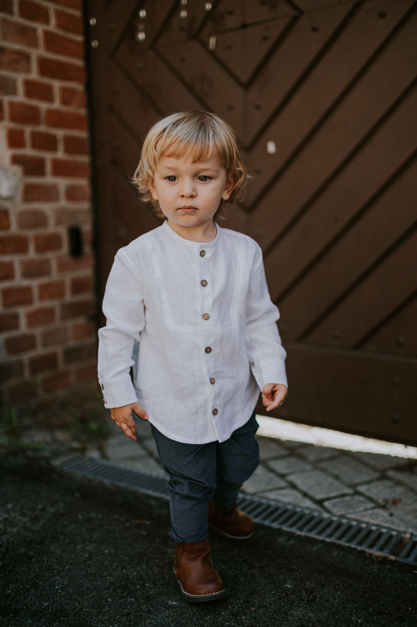 Sztruksowe spodnie ze szlufkami i regulacją pasa - jeans - 86/92