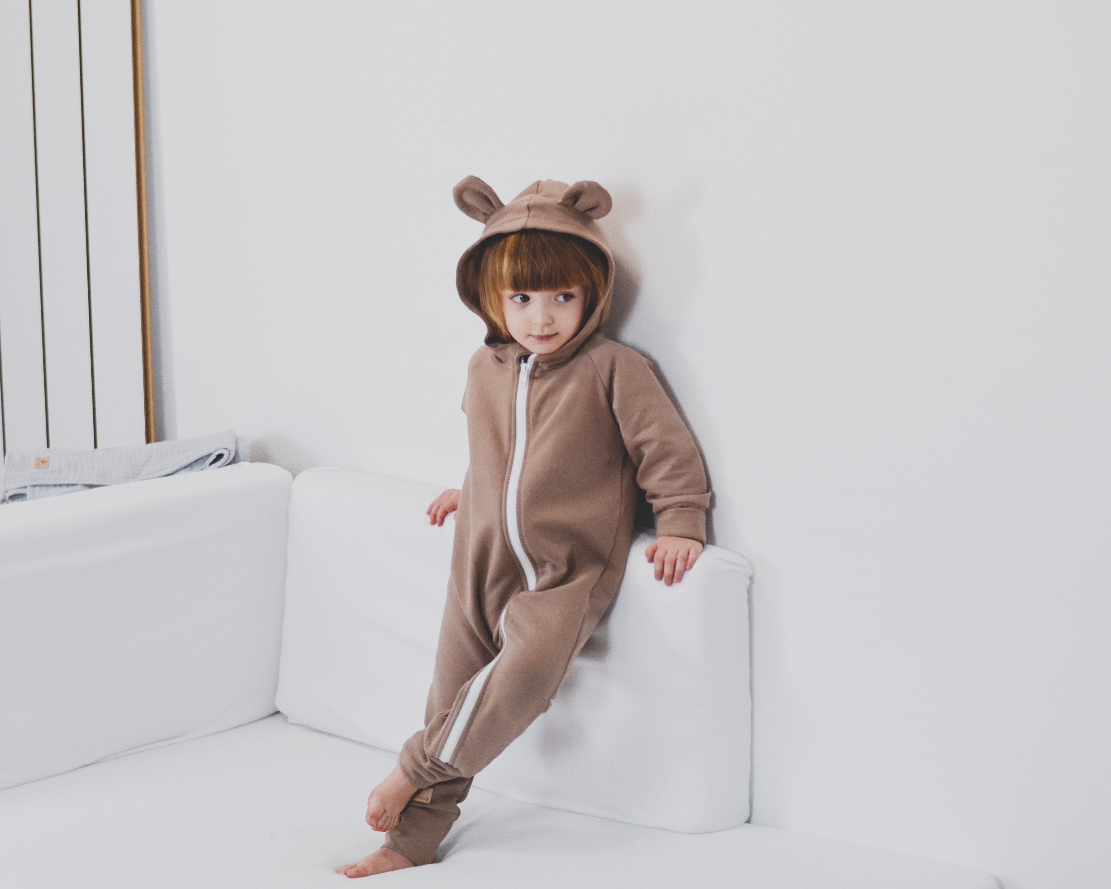 Kombinezon romper z bawełny organicznej z uszami misia - kwarcowy róż - 86/92