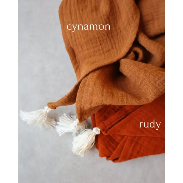 Chusta muślinowa trójkątna z chwostami - rudy - r.M