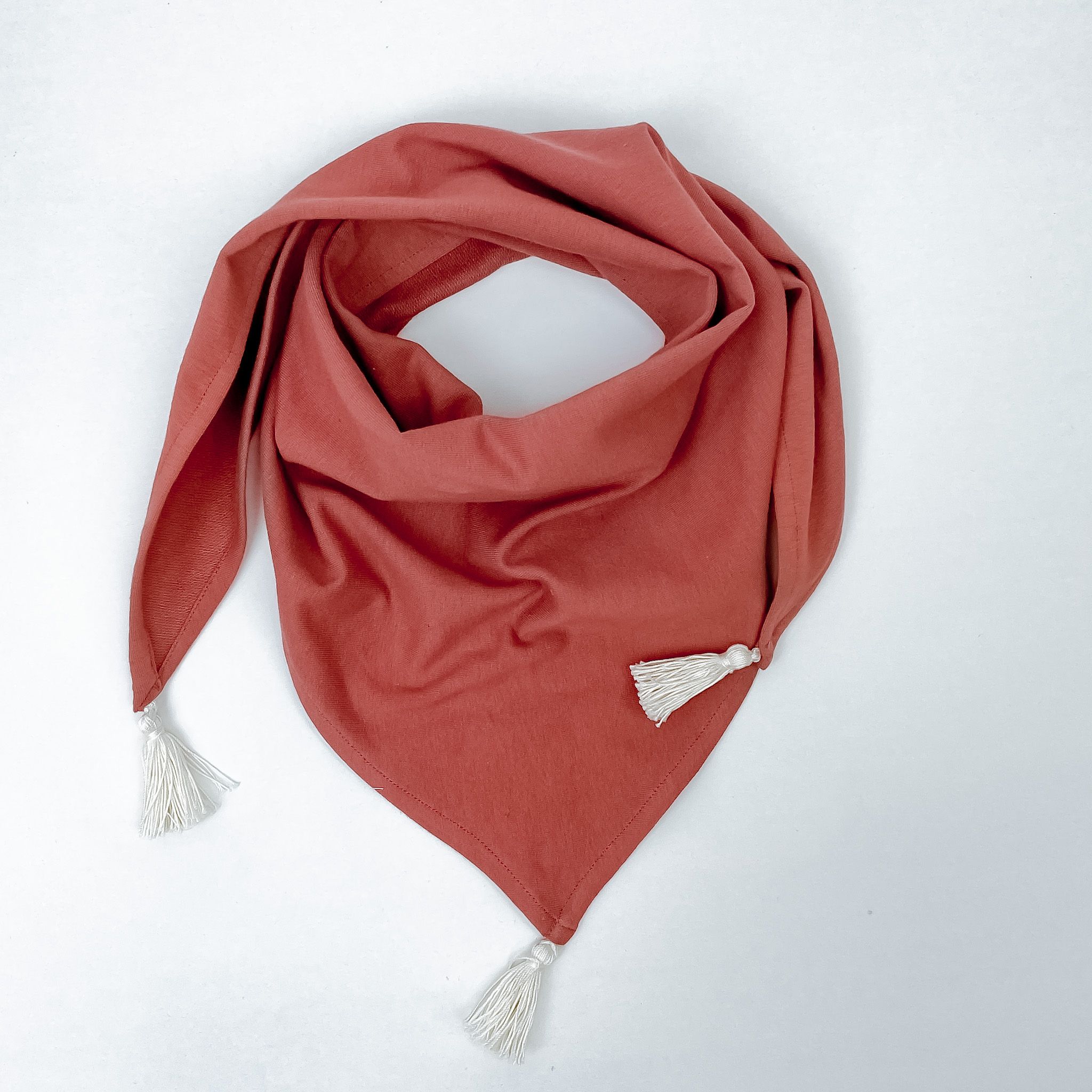 Chusta trójkątna dresowa - marsala roses - MAŁA