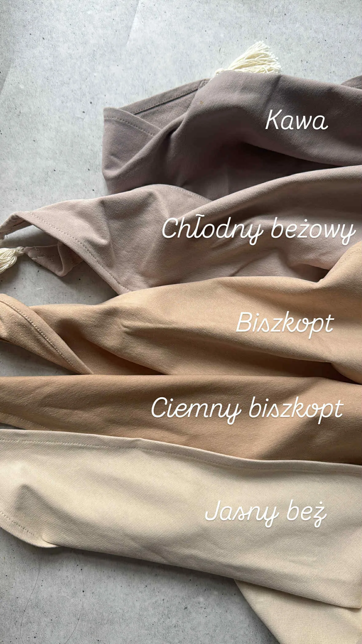 Chusta dresowa trójkątna bez chwostów - biszkopt -MAŁA